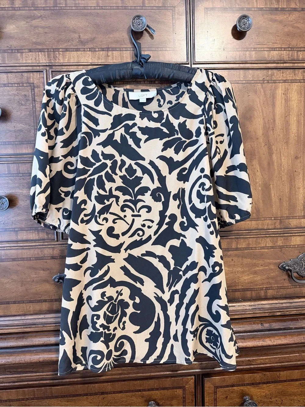 LOFT lightweight blouse